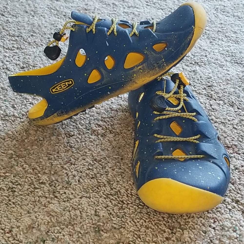 Keen Kids Navy Blue and Yellow Water Sandals
